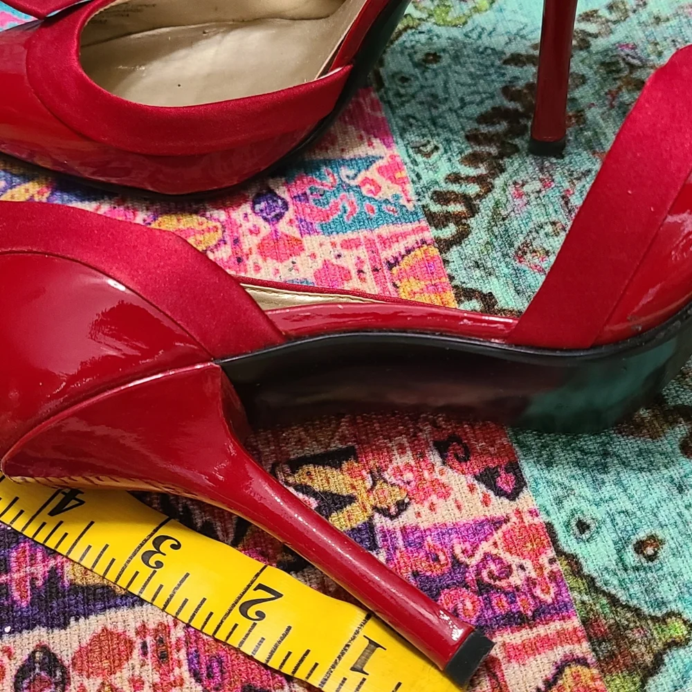 GUESS Red Women's Heels with Bow Detail - Picture 7 of 7